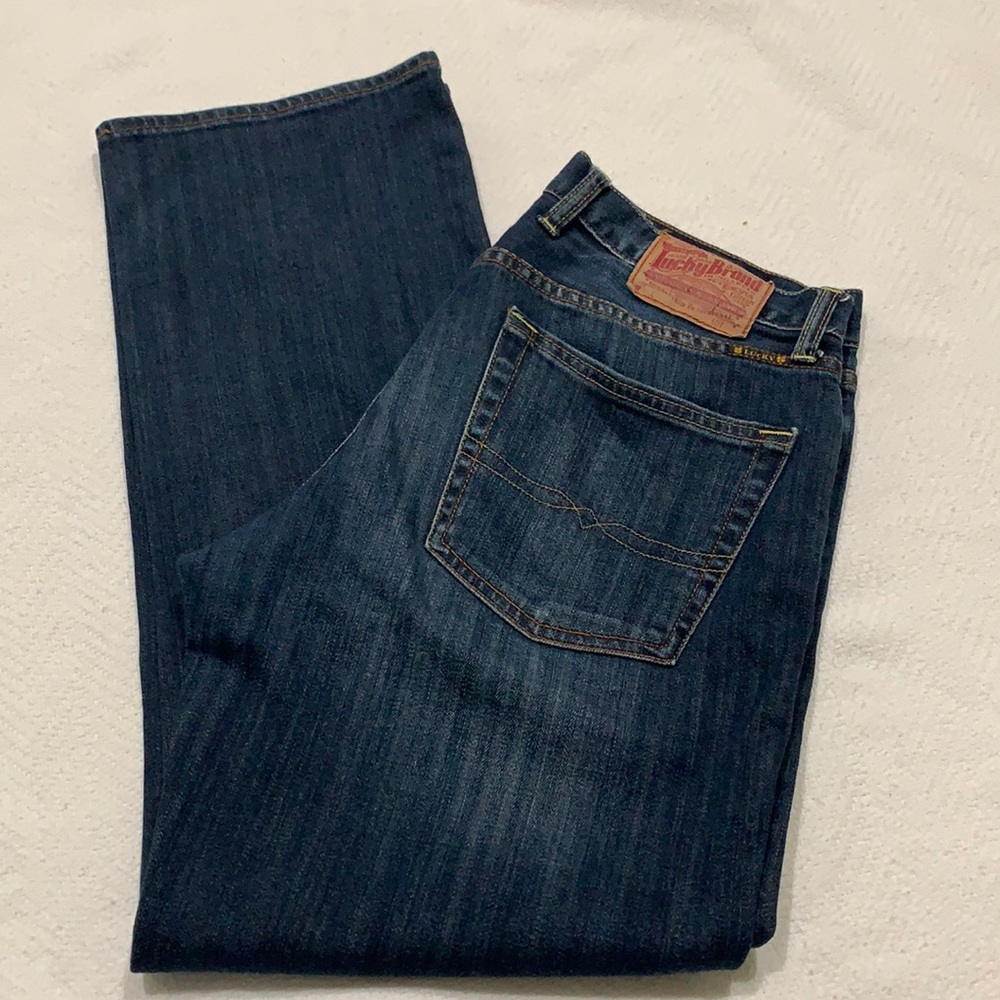 Lucky Brand Short Inseam size 32 x 29”, front rise 10”